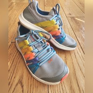 Under Armour Sneakers